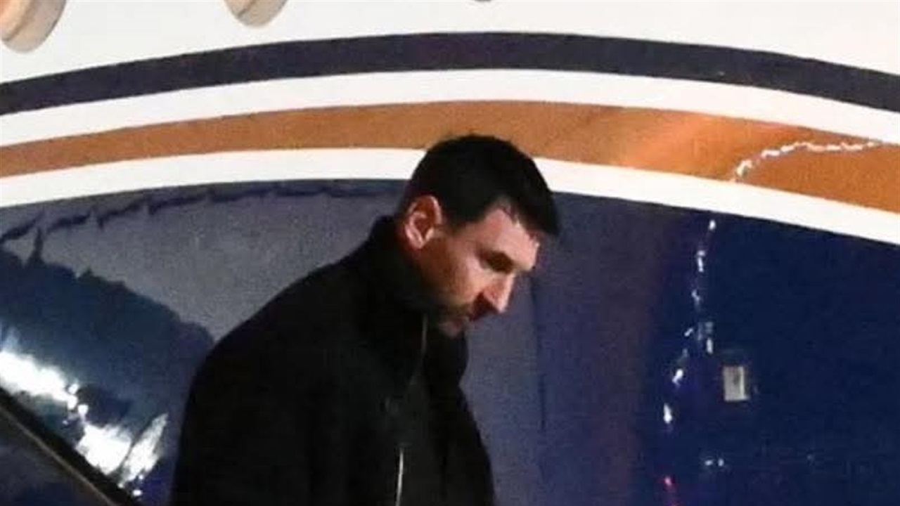 Messi, babasının cenaze töreni için Arjantin'e döndü
