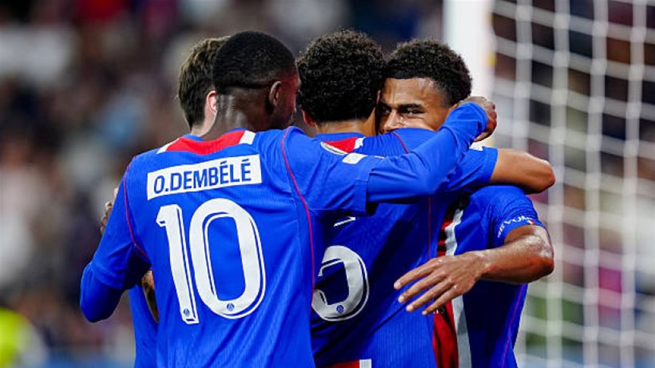Paris Saint-Germain, Aston Villa'yı 2-1 yenerek Avrupa Süper Kupanı'nı