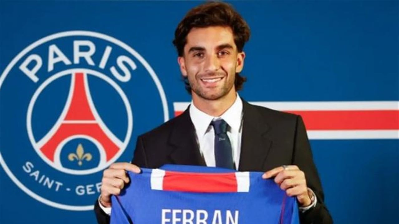 فيران توريس يستفز برشلونة بعد رحيله