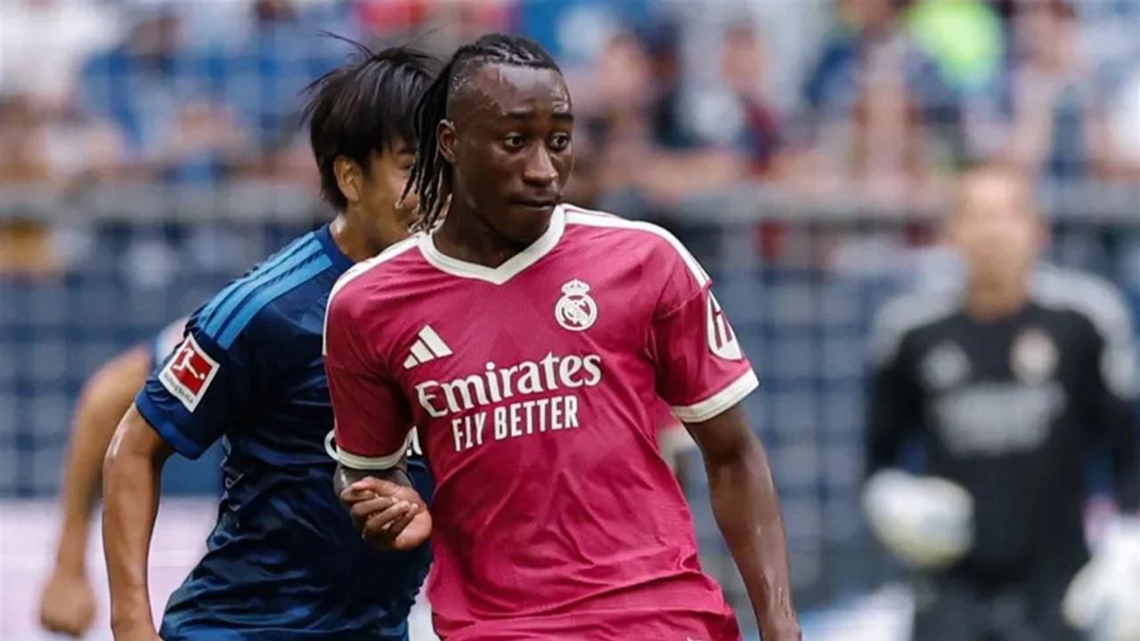 ريال مدريد يلغي حفلات تقديم لاعبيه الجدد ويعتمد مراسم خاصة