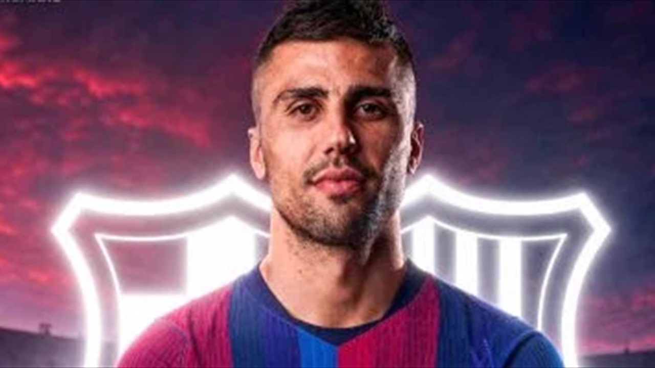 رودري يريد ريال مدريد أم برشلونة؟