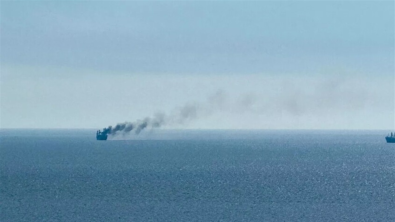 Rusya, Odessa açıklarında silah yüklü kargo gemisini vurduğunu