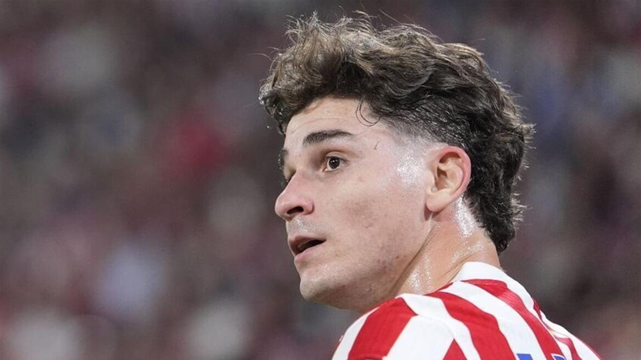 برشلونة يحدد موعدا نهائيا لحسم صفقة ألفاريز