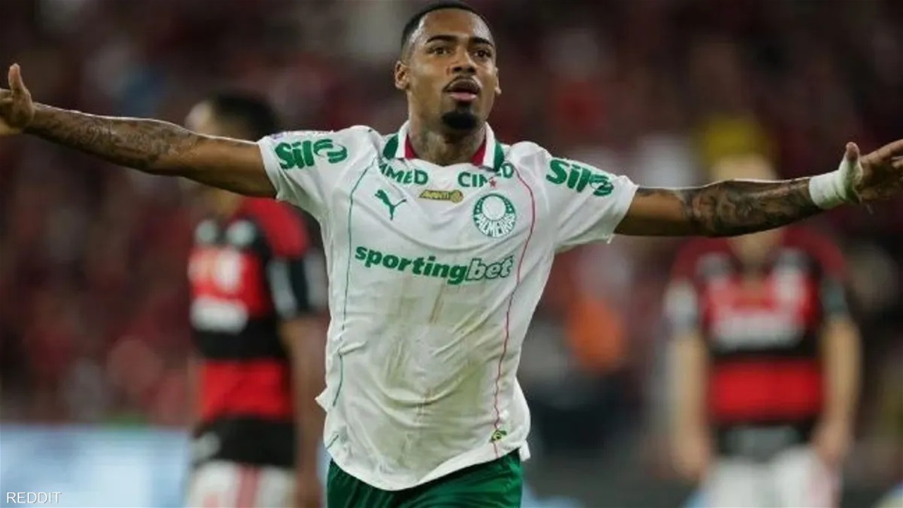 اتفاق لانتقال لاعب برازيلي الى مانشستر سيتي