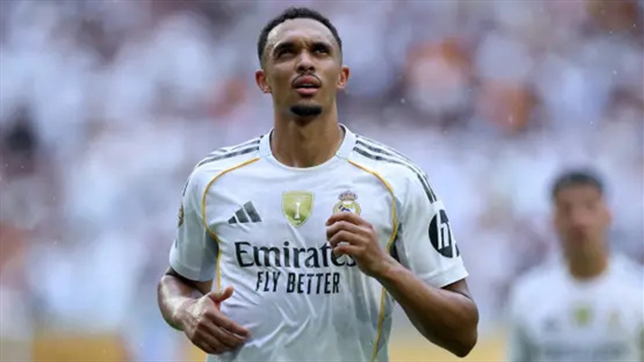 ليفربول يحاول اعادة أرنولد من مدريد