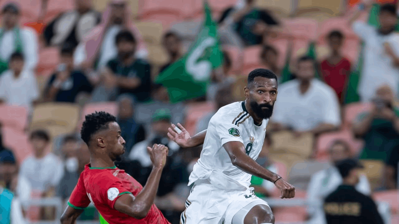 "خليجي 27".. السعودية تتجاوز عُمان وتتأهل لنصف النهائي