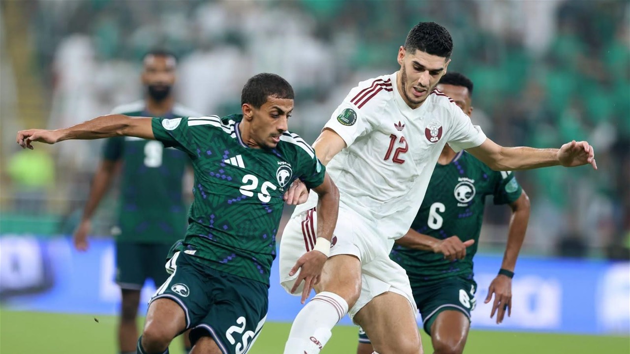السعودية تهزم قطر وتتأهل لنهائي خليجي 27