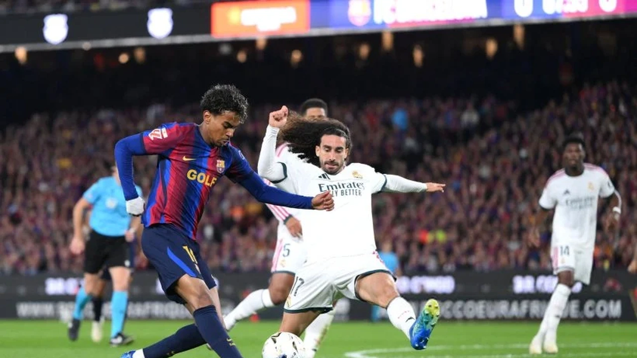 مبابي يقود ريال مدريد لهزيمة برشلونة في "كلاسيكو الأرض"
