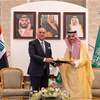 العراق يسلّم دعوة رسمية للملك السعودي لحضور قمة بغداد