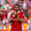ليفربول يعوض غياب أرنولد بصفقة مثيرة