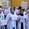 تحذيرات من تجاهل مطالب أطباء البصرة.. فيديو