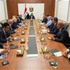 تتضمن مستحقات المقاولين والمزارعين.. رئيس الوزراء يوجّه بحزمة مبادرات لتنشيط الاقتصاد 
