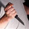أم تقتل ابنتها طعنا بعد نزاع قضائي مع والد الطفلة