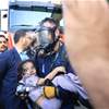 رجل يرمي طفلته من الطابق الثالث لانقاذها من حريق.. هذا ما حصل في كربلاء