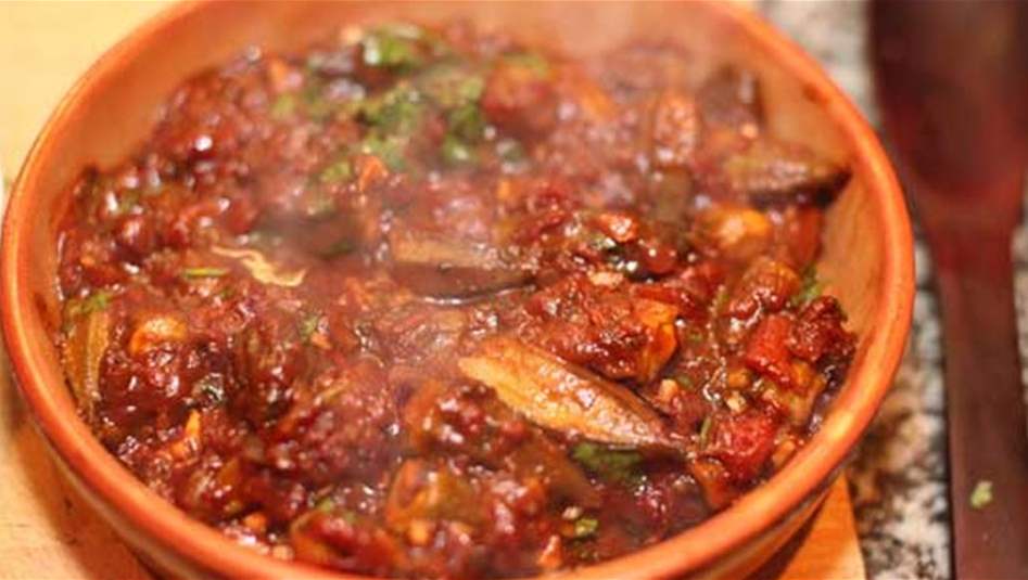 طريقة تحضير &quot;تبسي باذنجان&quot; العراقية اللذيذة