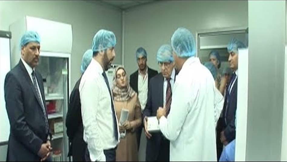 بالفيديو: العلوان يزور مصانع الادوية اللبنانية لتفعيل التعاون الصحي بين البلدين