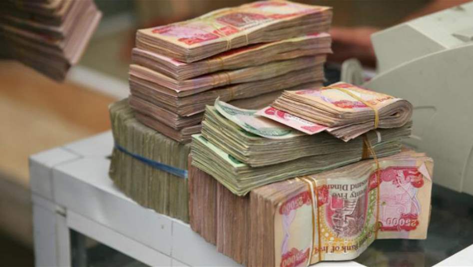 ضرائب على البنزين والسجائر ومحال الحلاقة .. إليكم أبرز بنود مسودة موازنة 2021