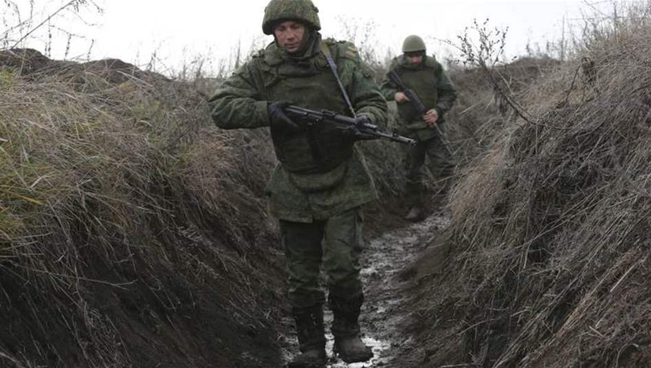 روسيا: فصيل متطرف أحبط هروب 100 جندي أوكراني بإطلاقه النار