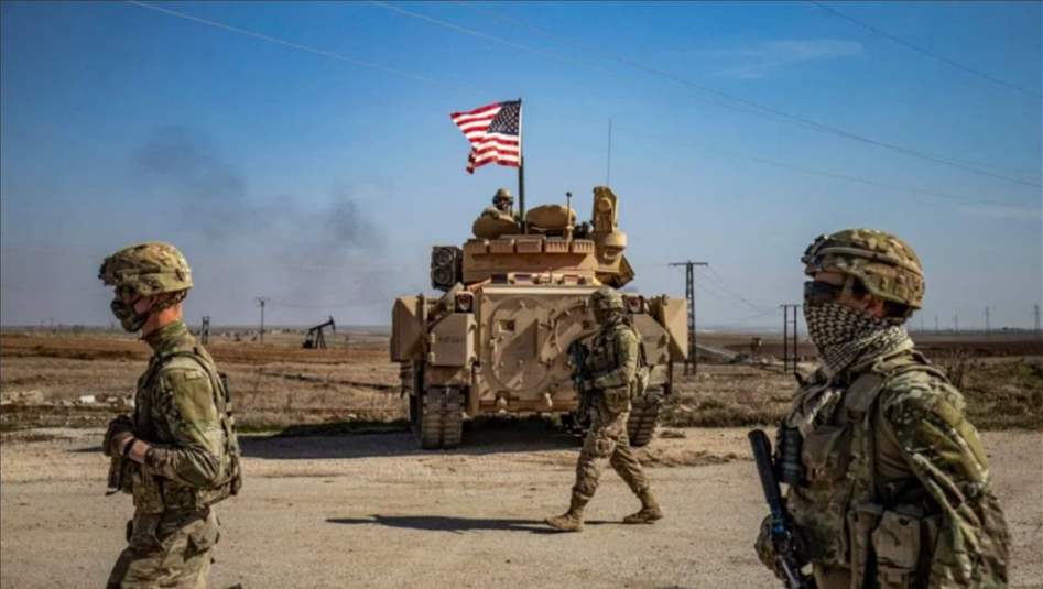 أمريكا تنقل مدرعات عسكرية من سوريا إلى العراق