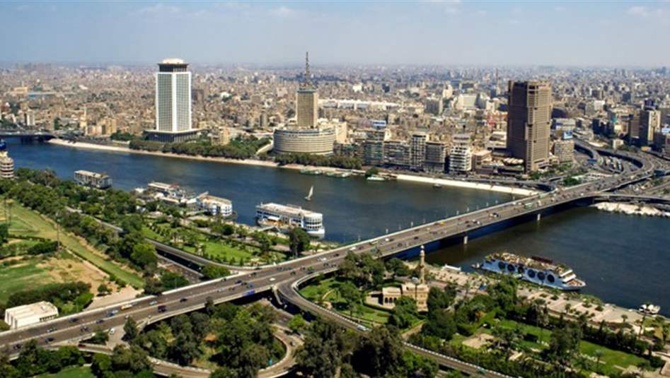 &quot;متحور كورونا&quot;.. حديث عن إمكانية تأجيل الدراسة بدولة عربية