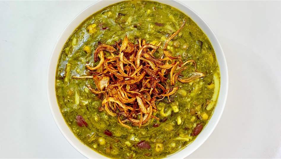 بخطوات سهلة وبسيطة.. طريقة عمل شوربة الآش العراقية