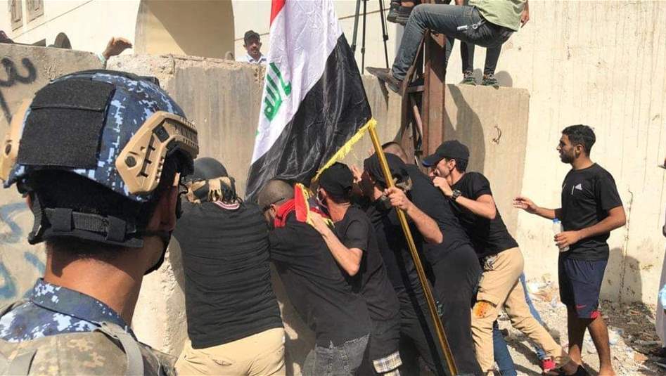 هل هاجم الصدريين منزل إياد علاوي بعد تصريحاته عن قصف الإمام علي (ع)؟