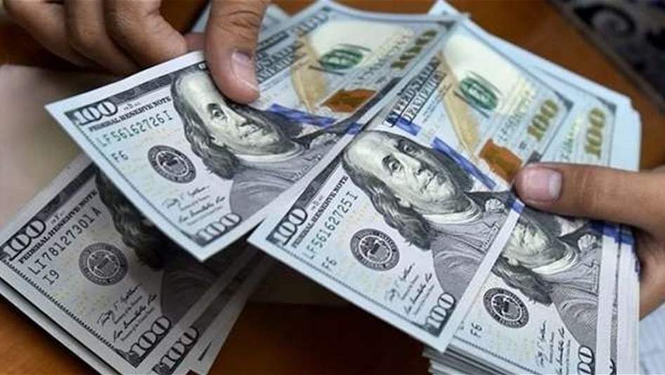 انخفاض أسعار صرف الدولار في العراق.. إليك القائمة