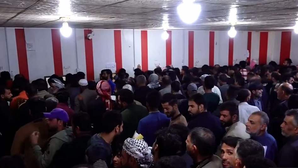 قلة فرص العمل تدفع الشباب الى التقديم على رواتب الرعاية الاجتماعية
