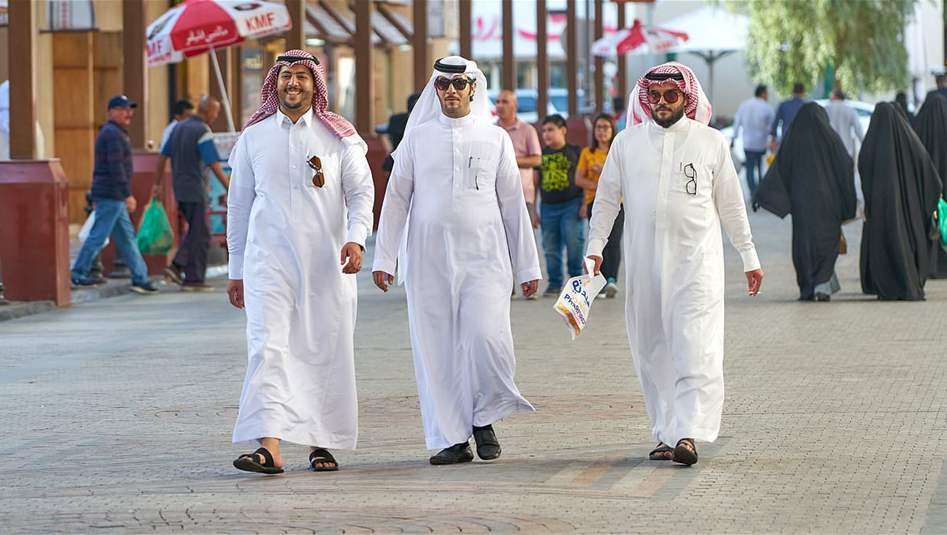 غضب أمريكي على حاكم فلوريدا بعد وصف الدشداشة العراقية بـ&quot;الفساتين&quot;