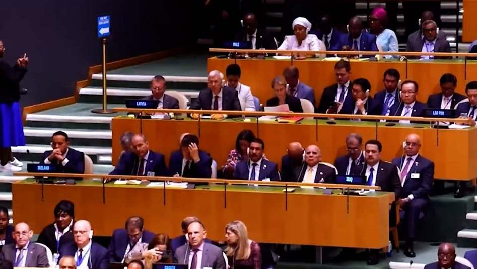 الدبلوماسية العراقية تواصل الجهود لتحرير القرار العراقي وجعله مستقلا