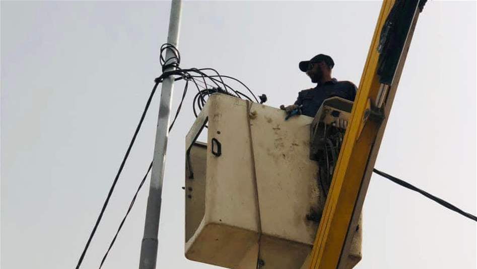 العراق: ساعات انقطاع التيار الكهربائي تزداد مع اقتراب الصيف