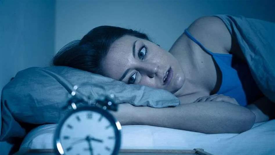 تأخّر الأحلام: كيف يمكن أن يكشف نومك عن مخاطر الزهايمر؟