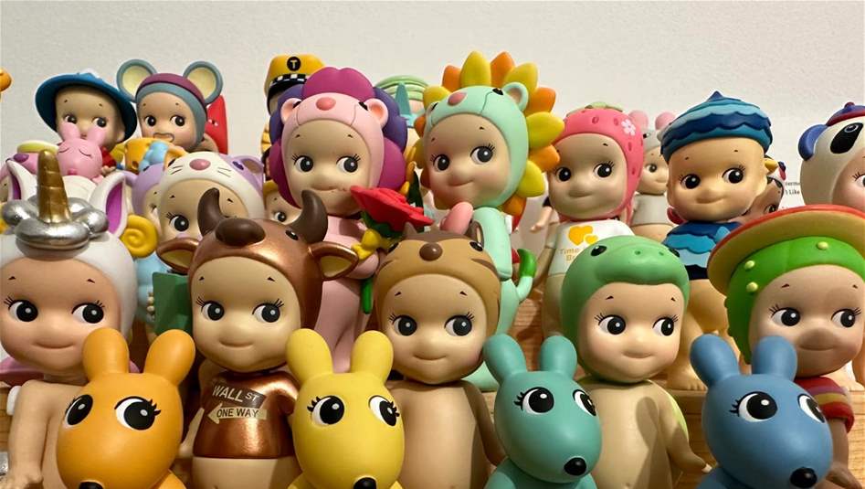 دمى صغيرة  أثارت هوس العالم.. ما قصتها؟