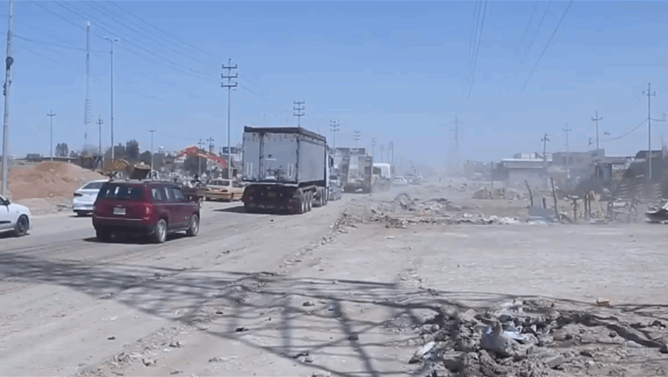 بالفيديو: مدخل ديوانية - نجف يتسبب بزحام مروري خانق مع اقتراب العيد