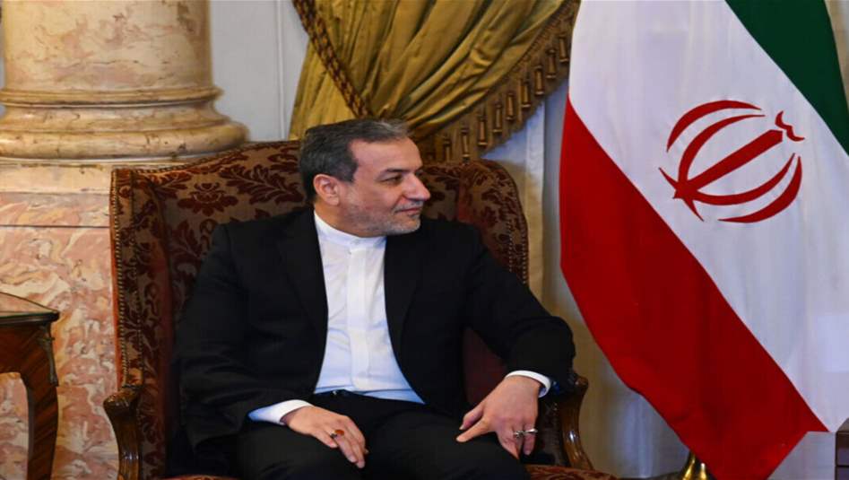 وزير الخارجية الإيراني يصل الى جدة للقاء كبار المسؤولين السعوديين