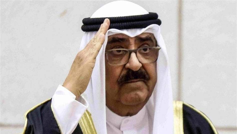 أمير الكويت يعلن رفع التمثيل الدبلوماسي مع لبنان وزيارة بيروت