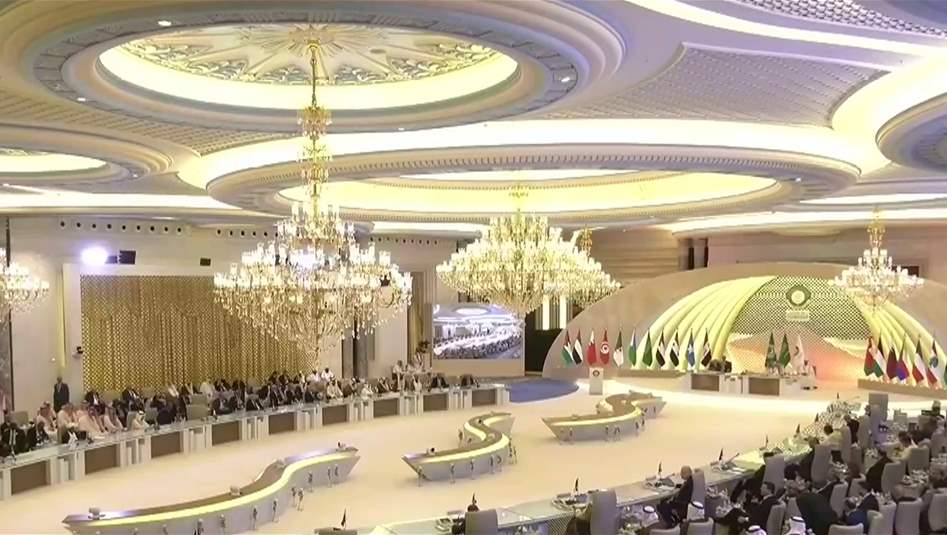القمة العربية في بغداد: انقسامات سياسية وآراء متباينة بين النواب! 