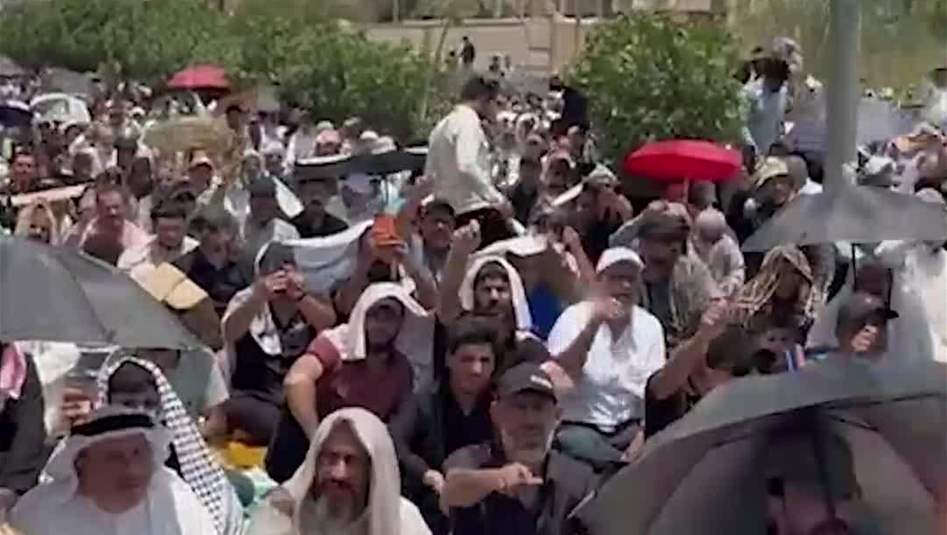 "كلا كلا اسرائيل".. مشاهد من صلاة الجمعة الموحدة في كربلاء المقدسة