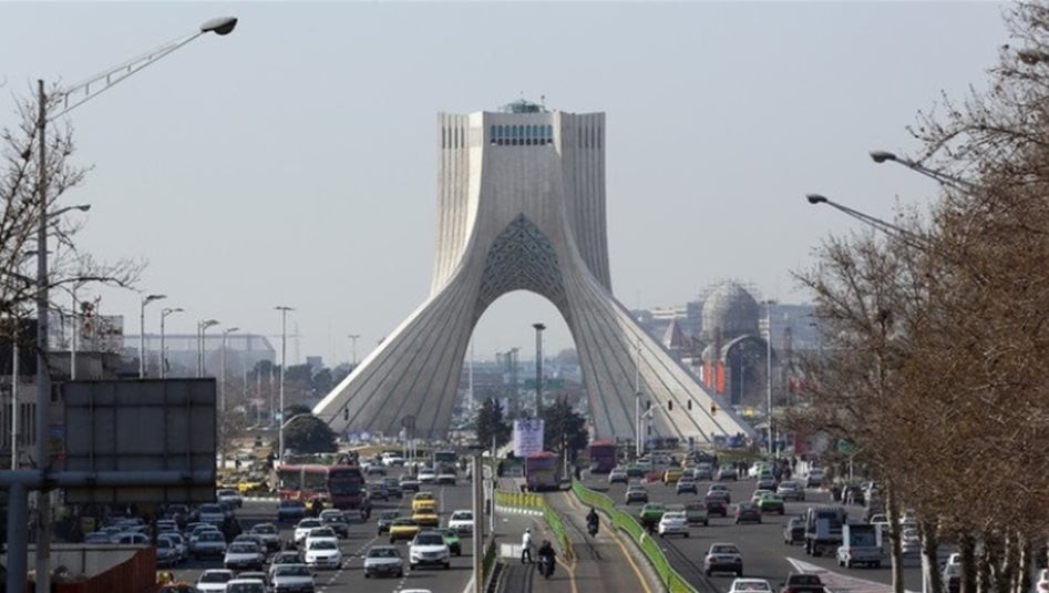 سماع أصوات انفجارات في طهران