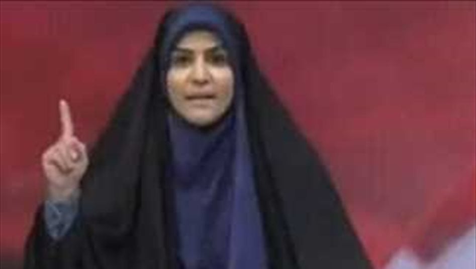 هذا ما قالته مذيعة التلفزيون الإيراني أثناء تعرضه للقصف