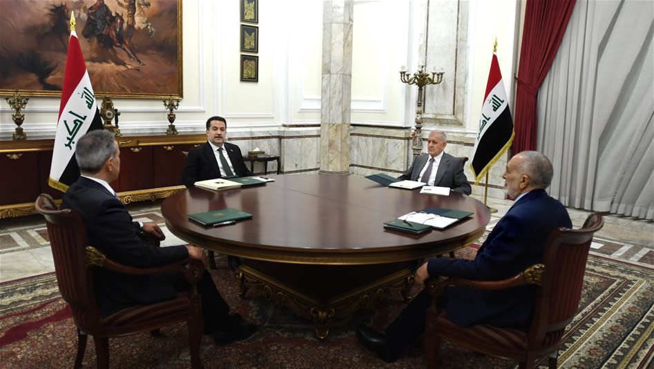 الرئاسات تعقد اجتماعا في قصر بغداد 
