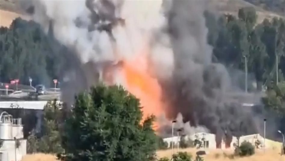 سحابة سامة وتحذير من مغادرة المنازل