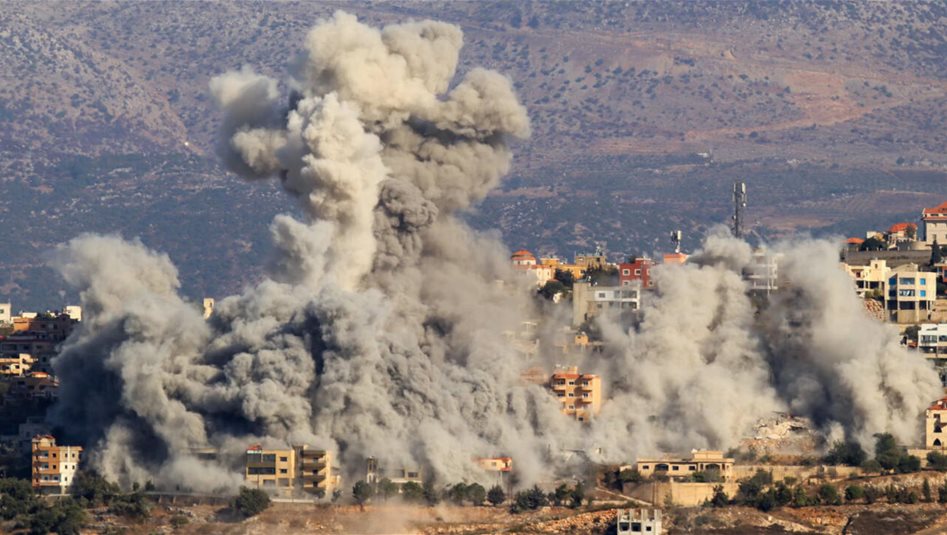إصابة 10 أشخاص في غارتين إسرائيليتين على جنوب لبنان