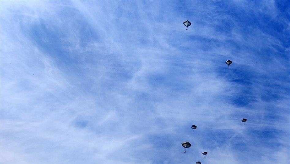 إحباط تهريب مخدرات للأردن بواسطة بالونات جوية