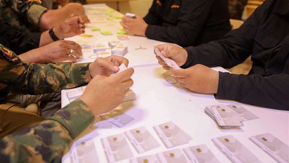 الحشد الشعبي يصدر توضيحاً بشأن بطاقات الرواتب الجديدة