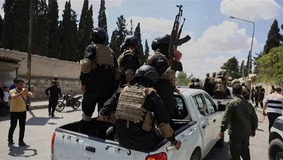 بالفيديو.. قصف إسرائيلي على دبابات سورية في السويداء