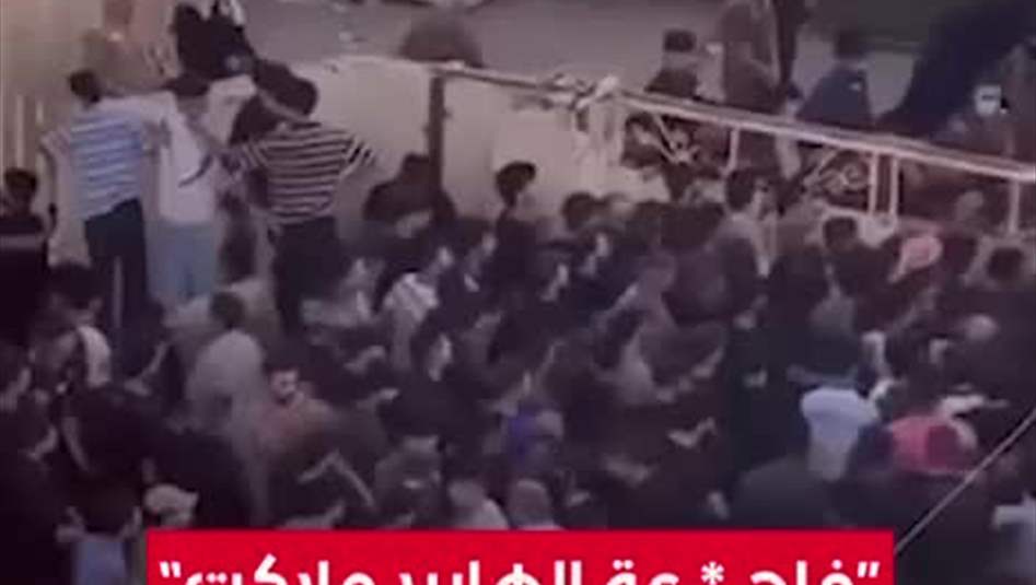 واسط... العشرات ينتظرون أمام دائرة الطب العدلي لاستلام جثث ذويهم