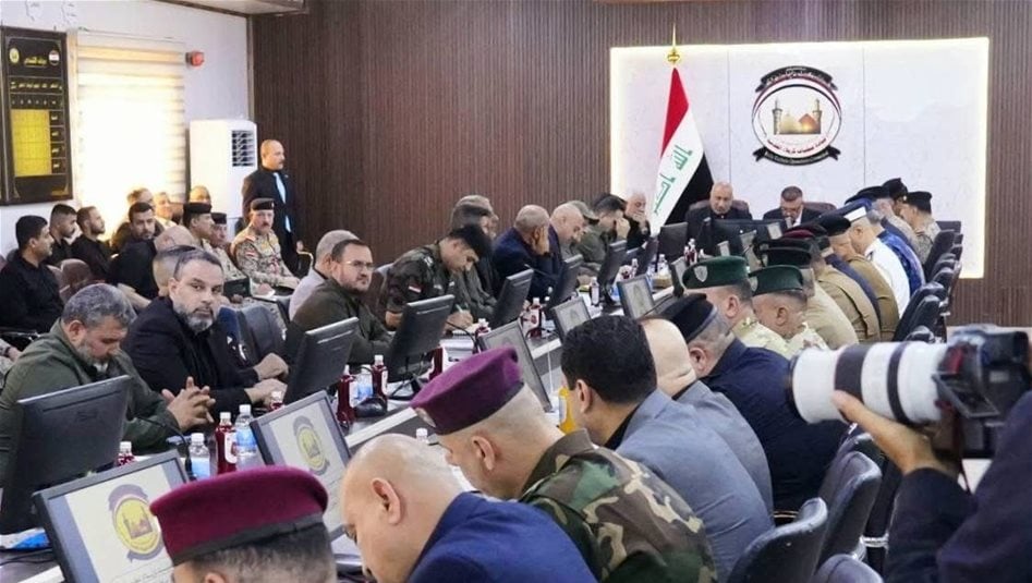 وزير الداخلية ومحافظ كربلاء يعقدان مؤتمراً أمنياً في مقر قيادة العمليات