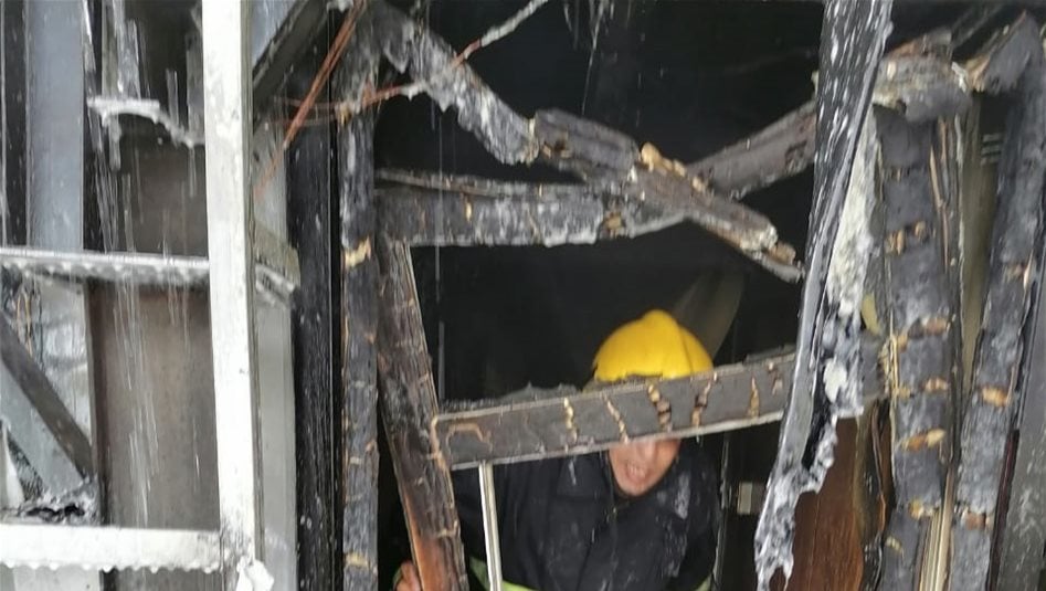 الدفاع المدني ينقذ 5 أطفال ويخمد حريقا في شقة سكنية شرقي بغداد