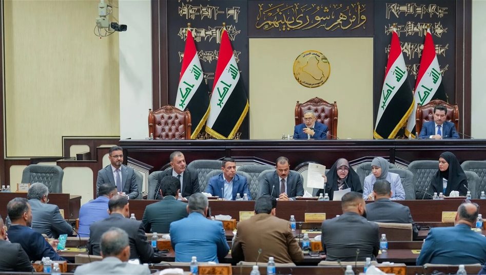 فيديو جديد للمشاجرة بين النائبين الدهلكي والحيدري داخل قاعة مجلس النواب
